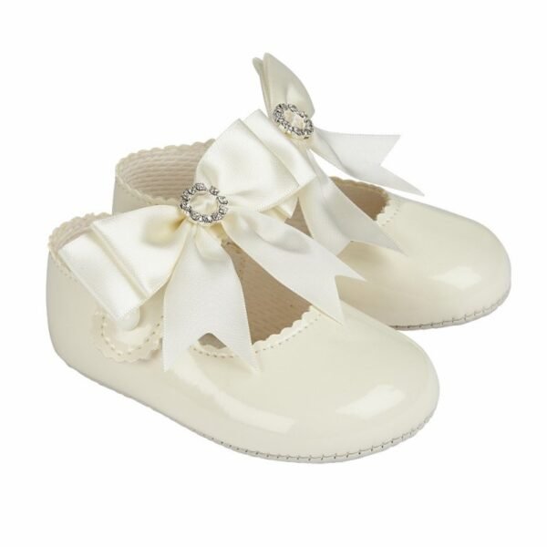 Baby Girls Bow & Diamante Soft Soled Shoe-ivory @ Little'Uns Retail Ltd