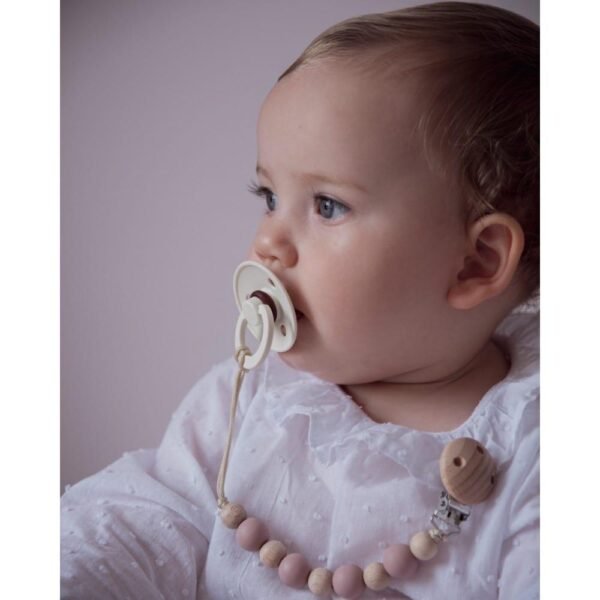 Nibbling Earth Soother Clip – Taupe @ Little'Uns Retail Ltd
