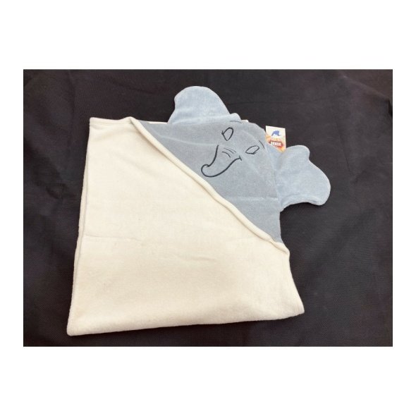 Disney ‘Dumbo’ Baby Hooded Towel @ Little'Uns Retail Ltd