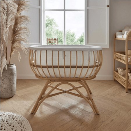 Aria Rattan Crib – Natural