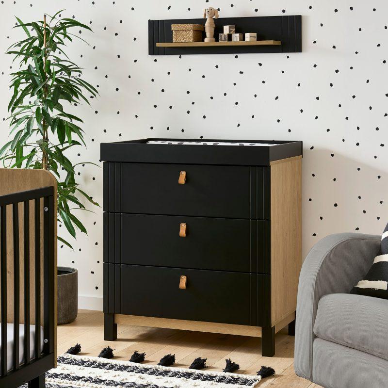 Rafi Dresser & Changer – Oak & Black