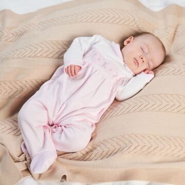 Dandelion Girls Rabbit & Flower Smocked Sleepsuit