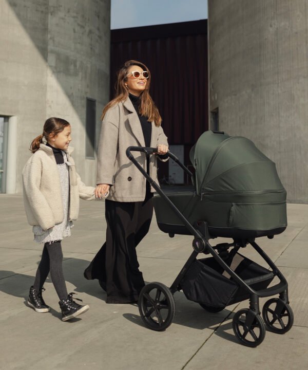 Venicci Claro Travel System Bundle- Forest