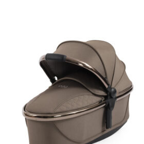 Egg 3 Mink (collection)