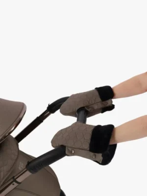 Egg 3 Handmuff - Mink