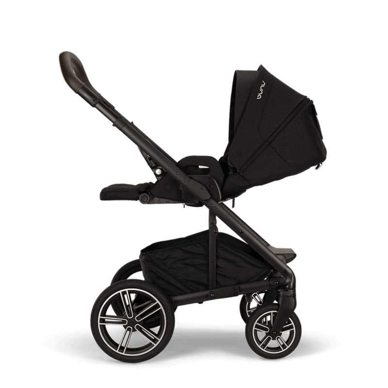 Nuna Mixx™ Next + Mixx™ Next Carry Cot + Arra™ Flex + Base Curv Travel System- Caviar