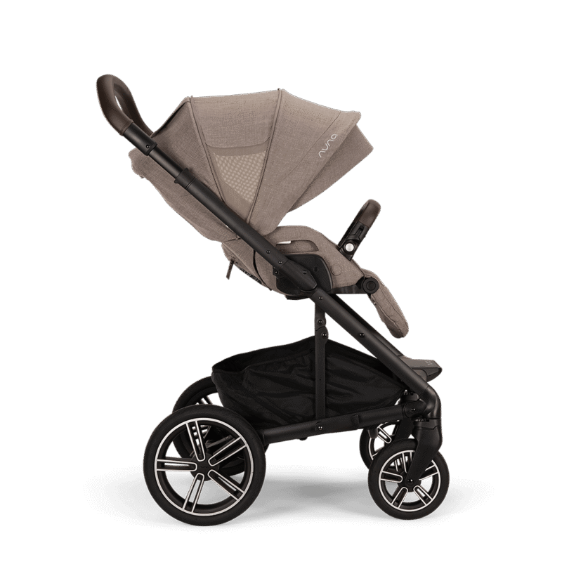 Nuna Mixx™ Next + Mixx™ Next Carry Cot + Arra™ Flex + Base Curv Travel System- Cedar