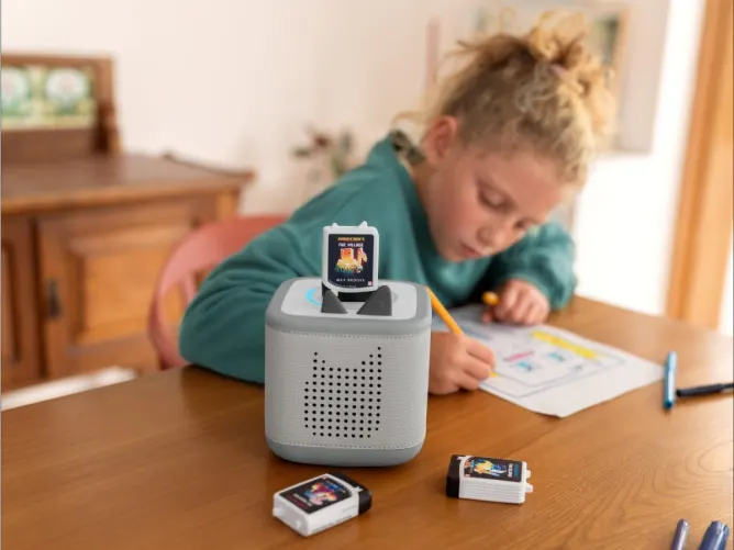 Tonies Book Pocket Tonies: Minecraft: The Village Minecraft Tonies Book Pocket Tonies: Minecraft: The Village Minecraft