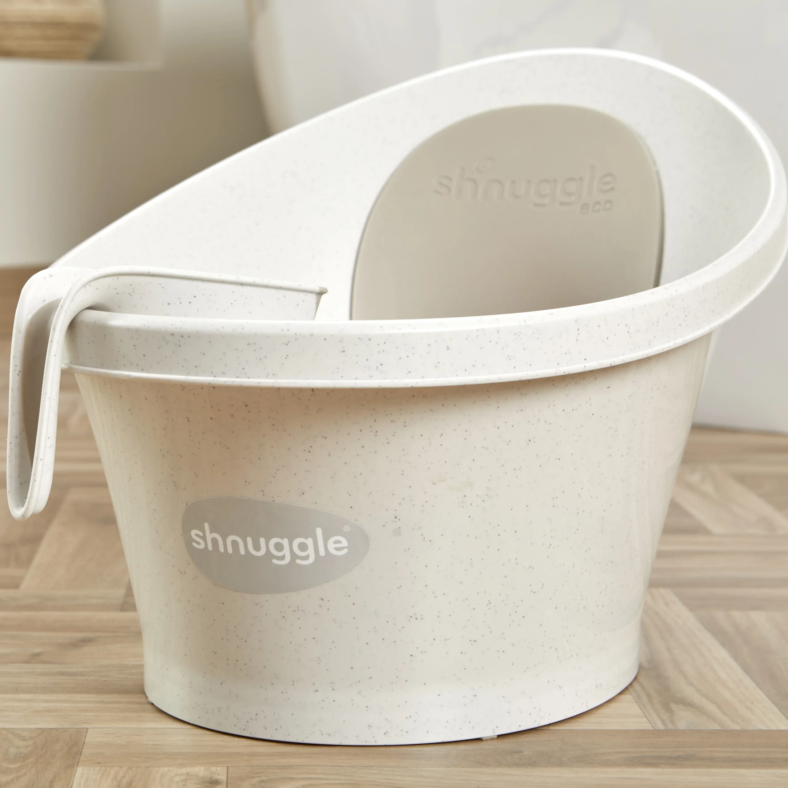 Shnuggle Eco Baby Bath | Recycled Materials | Built In Newborn Support And Soft Backrest