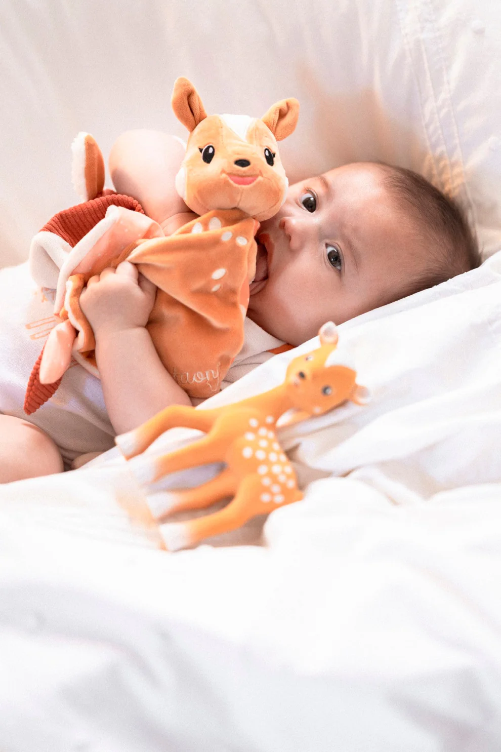 Sophie La GirafeĀ® - Fanfan The Fawn Comforter Sophie La GirafeĀ® - Fanfan The Fawn Comforter