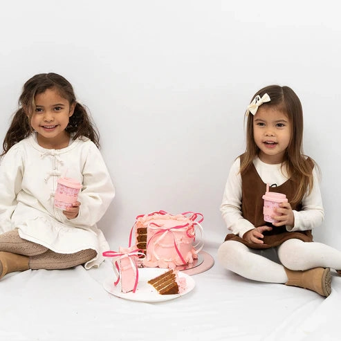 Bows Babychino Cup 4oz (Straws Sold Separately) Bows Babychino Cup 4oz (Straws Sold Separately)