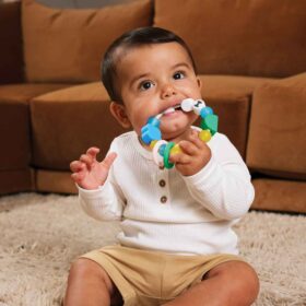 Infantino Friendship Teether™ – I Love You