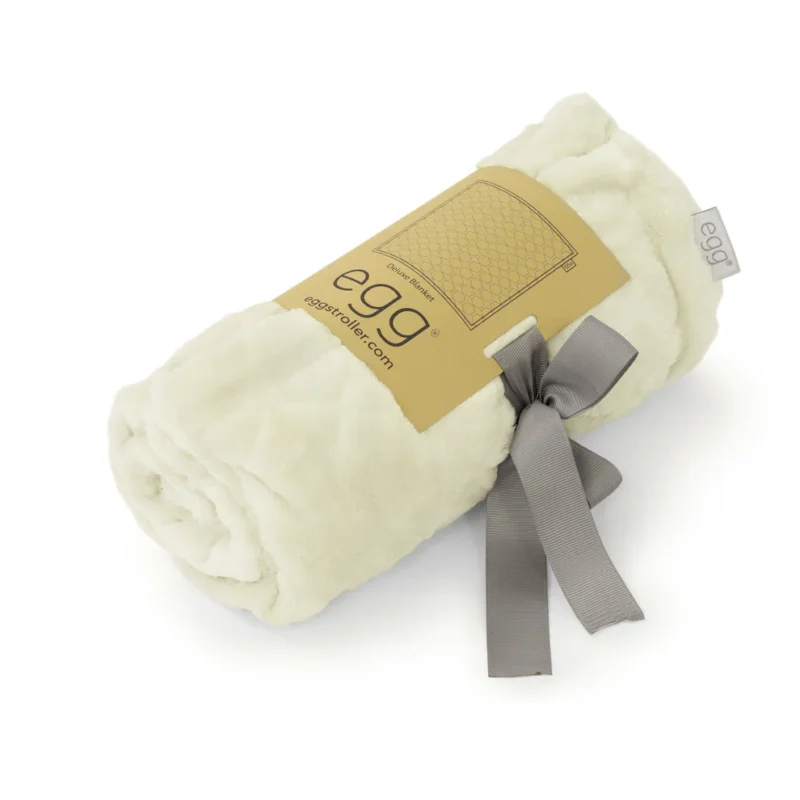 Egg® Deluxe Blanket