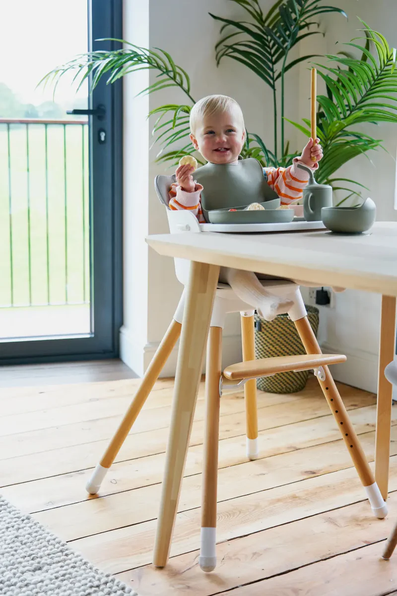 Bababing Una Highchair White & Grey Bababing Una Highchair White & Grey