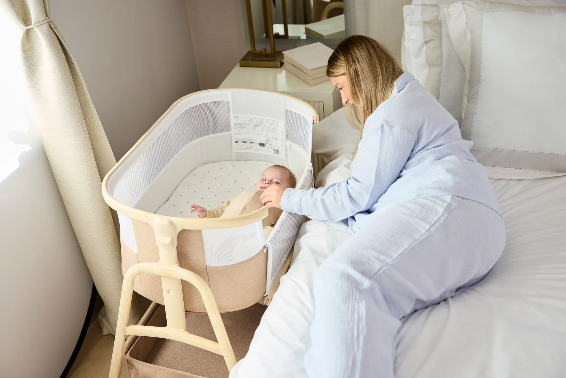 Bubba&me Luxe Bedside Crib Bubba&me Luxe Bedside Crib
