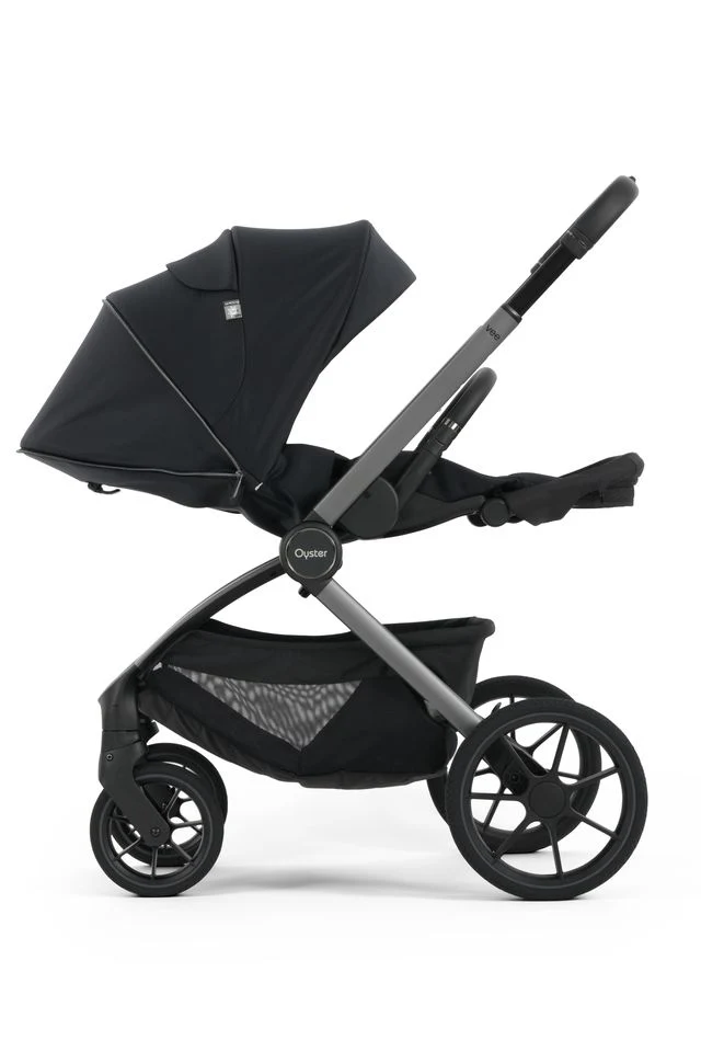 Oyster Vee Stroller Bundle - Liquorice Oyster Vee Stroller Bundle - Liquorice