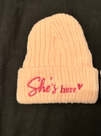 She’s Here Beanie Hat-0-3m- Pink